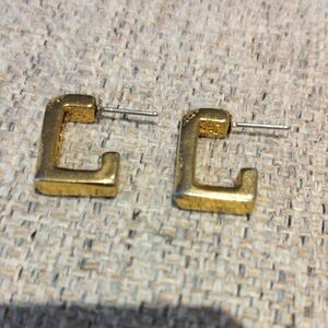 Vintage Gold Open Square Hoop Earrings